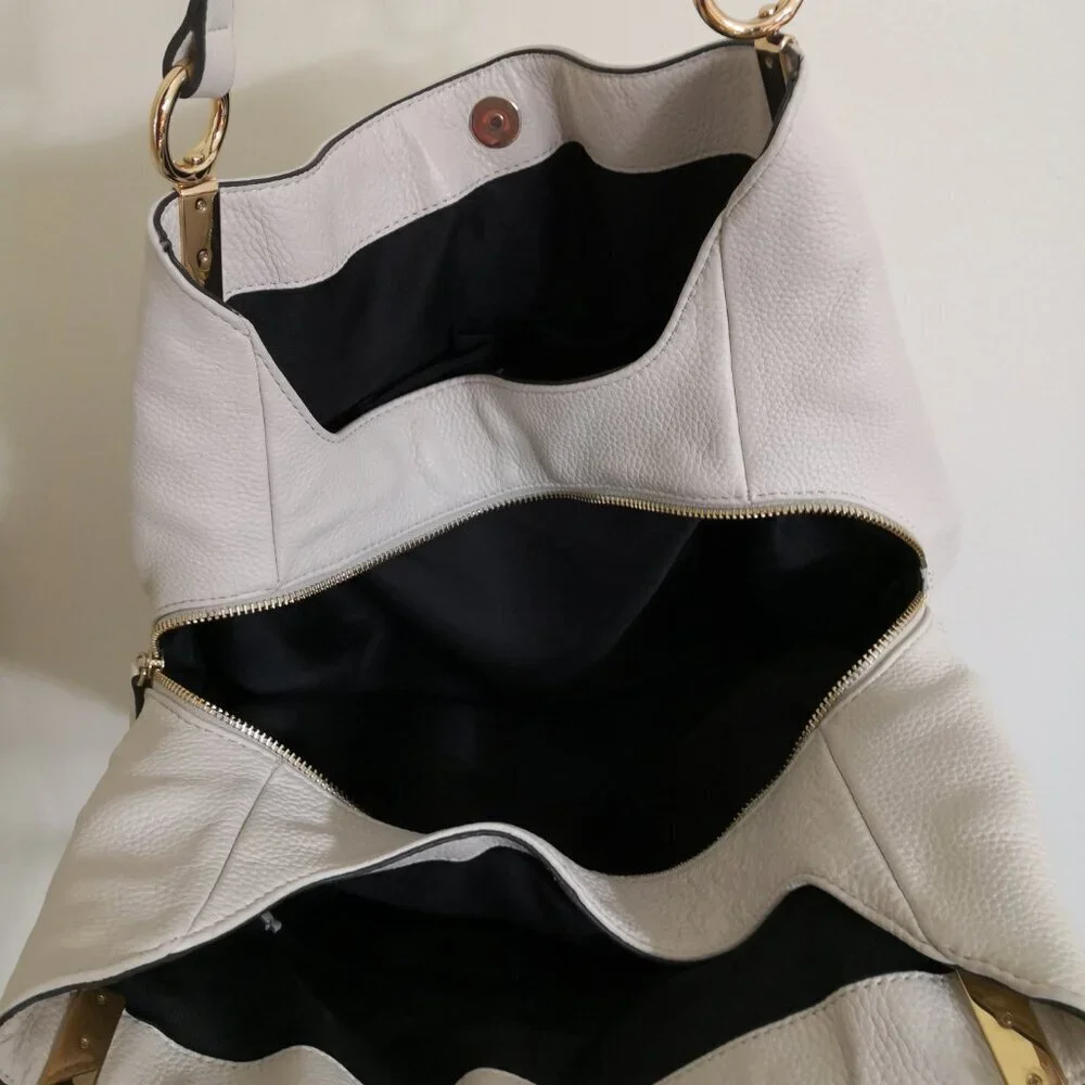 Vince Camuto vince camuto